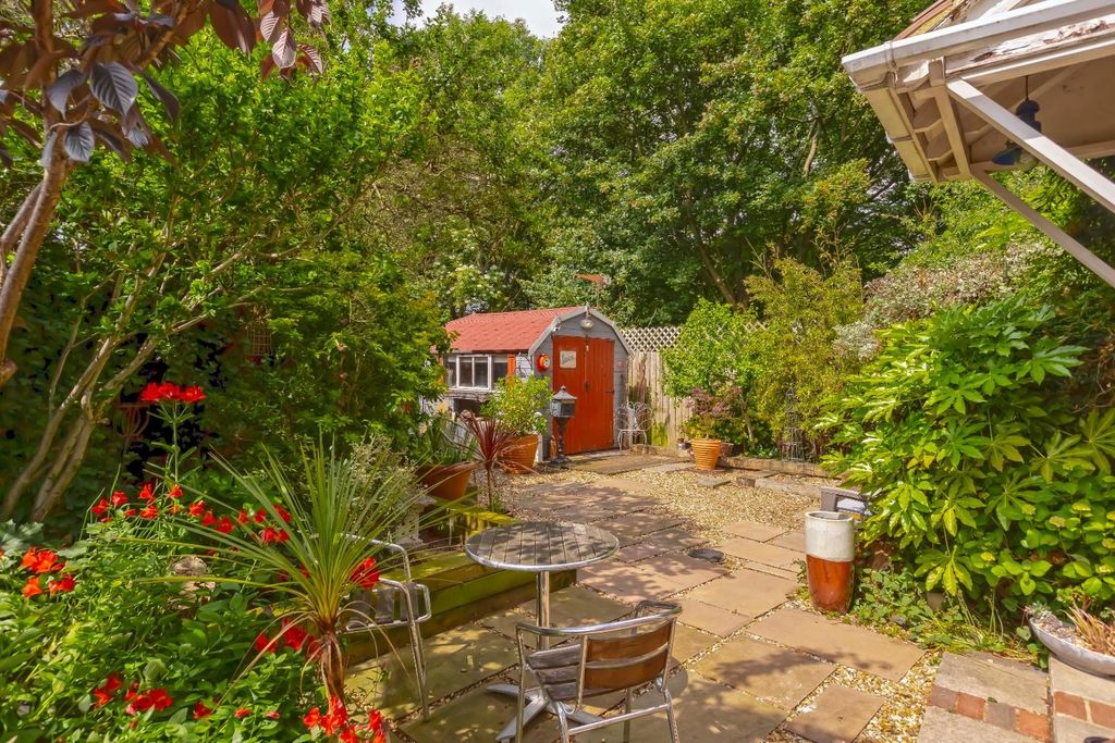 Property photo 2 of 25 Florandia_19.Jpg