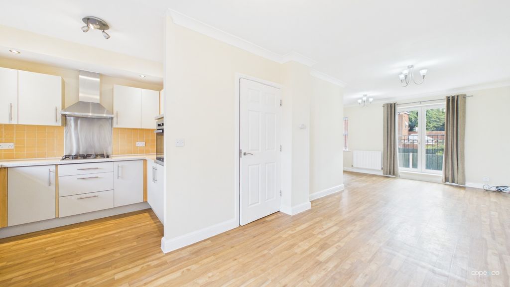 Property photo 3 of 16 2844106
