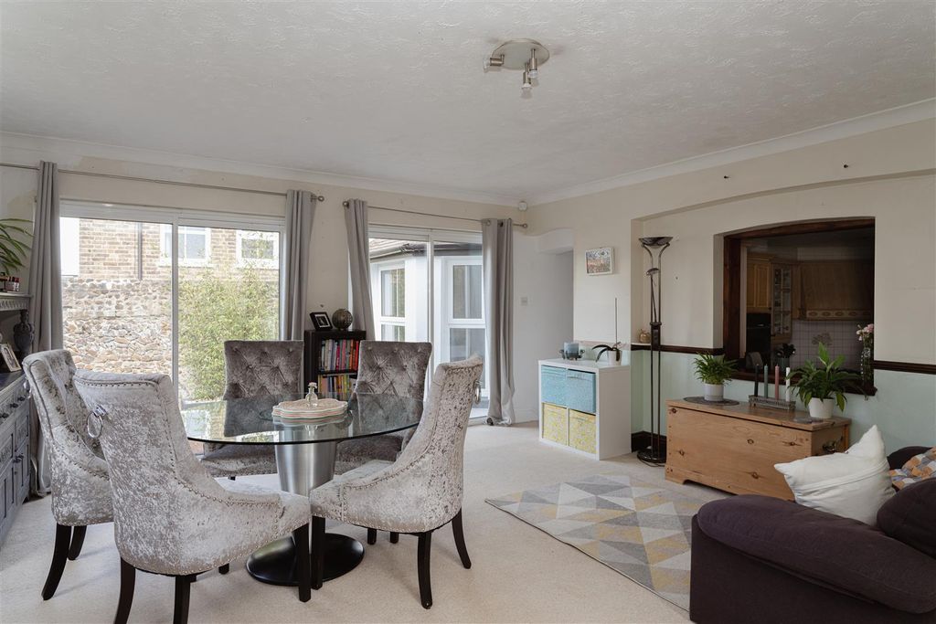 Property photo 3 of 24 10.Jpg