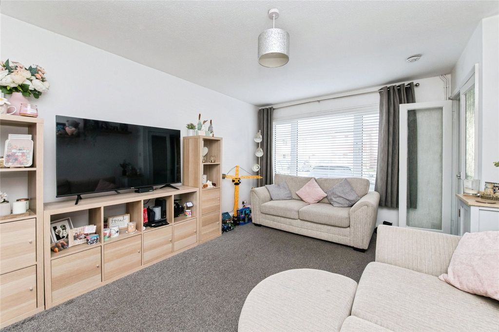 Property photo 2 of 15 Picture No. 07