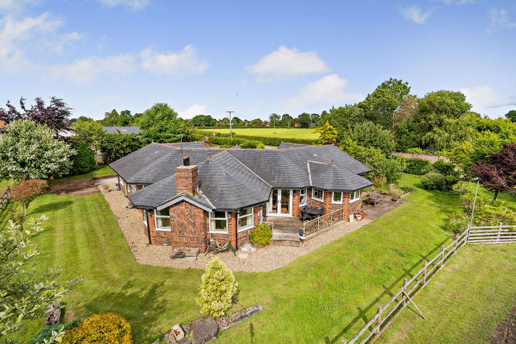 Property photo 2 of 19