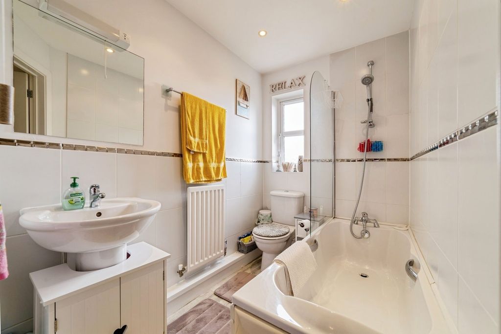 Additional image 9 of 2 bed flat for saleFoundry Close, Melksham SN12