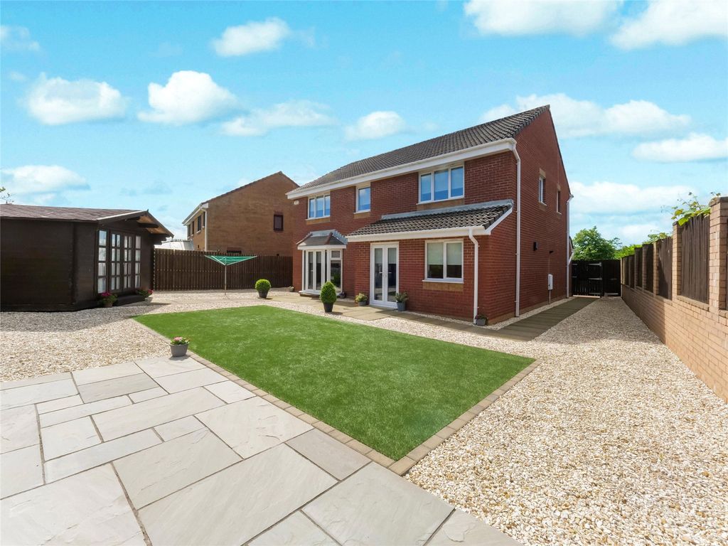 Additional image 13 of 5 bed detached house for saleEglintoun Road, Stewarton, Kilmarnock, East Ayrshire KA3