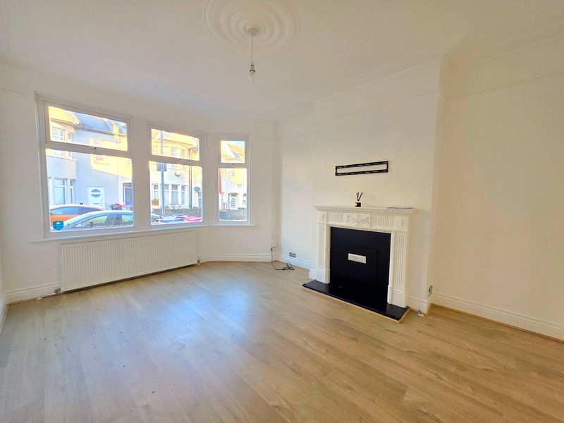 Property photo 2 of 11 Photo 9