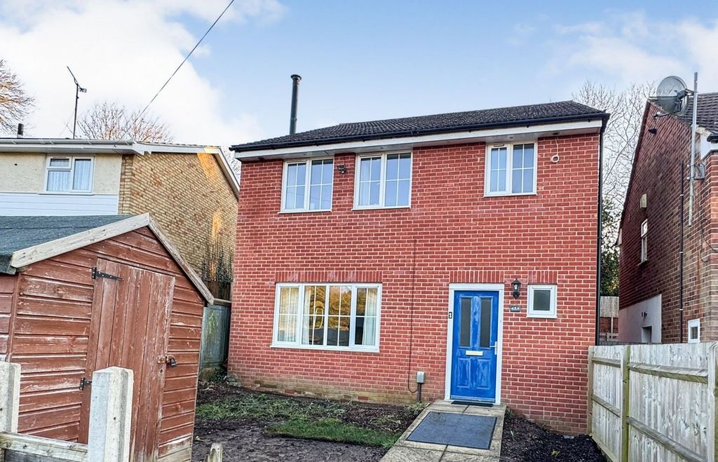 Property photo 1 of 11