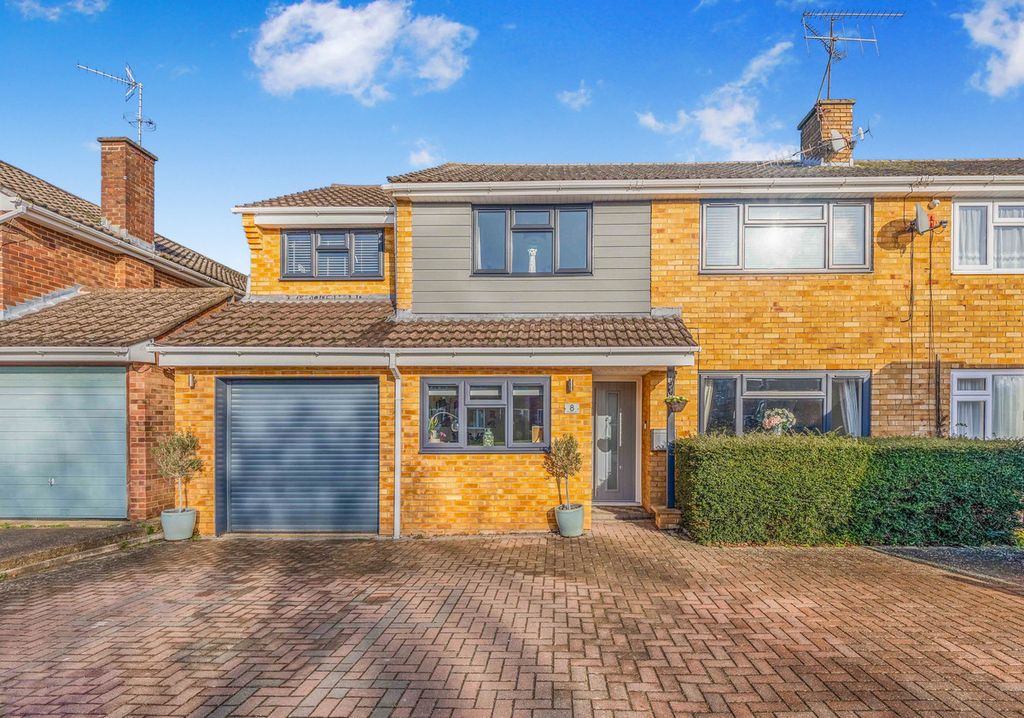 Property photo 1 of 26