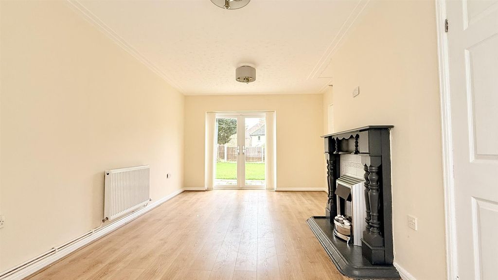 Property photo 3 of 19 Fullsizerender-21.Jpeg