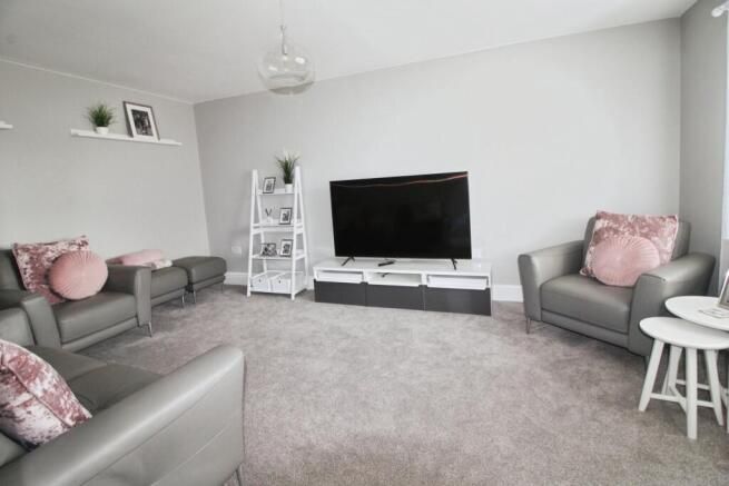 Property photo 2 of 21