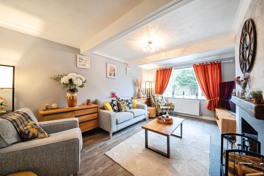 Property photo 2 of 24