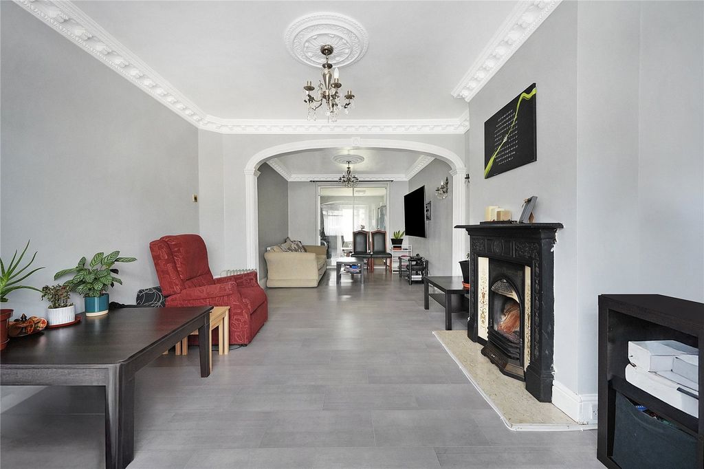 Property photo 1 of 19 Picture No. 25