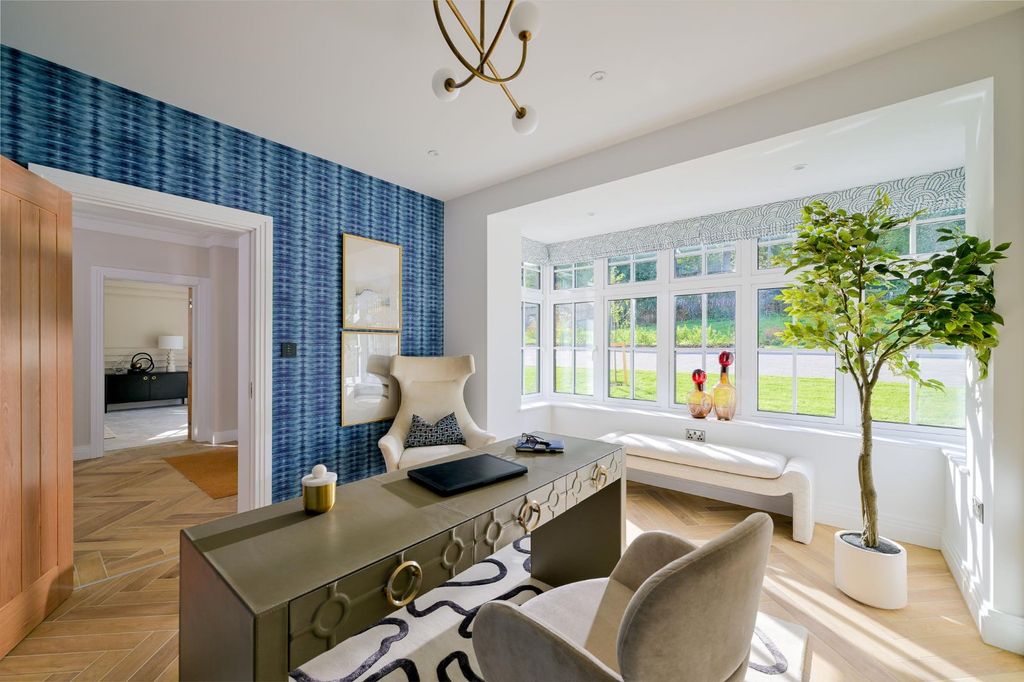 Property photo 3 of 17 Show Home Study