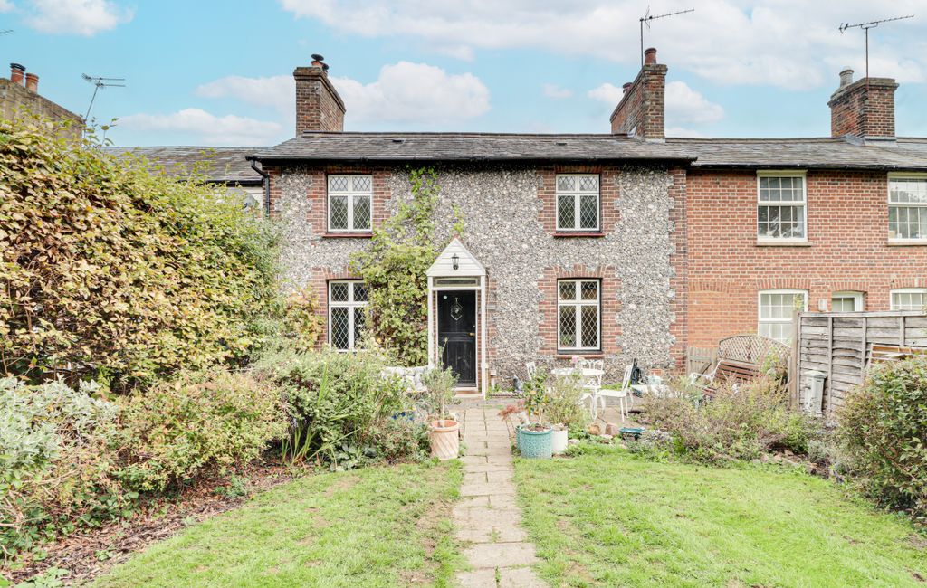 Property photo 1 of 28 Front