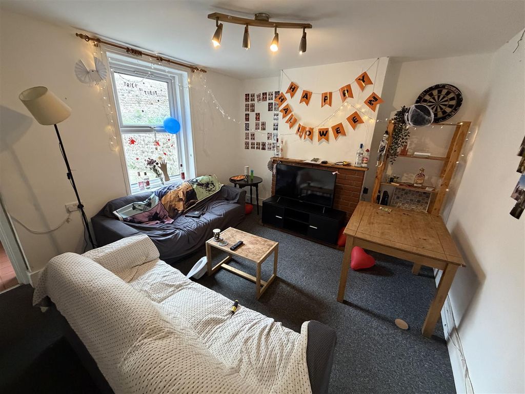 Property photo 2 of 11 Image00006.Jpeg