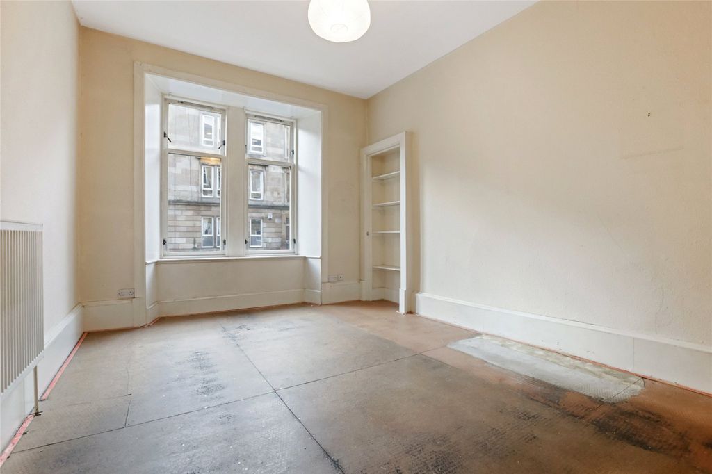 Property photo 2 of 20 Picture No. 06