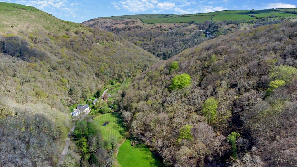 Property photo 3 of 19 Trentishoe Coombe