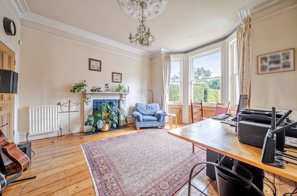 Additional image 22 of 6 bed detached house for saleGuildford, Surrey GU1