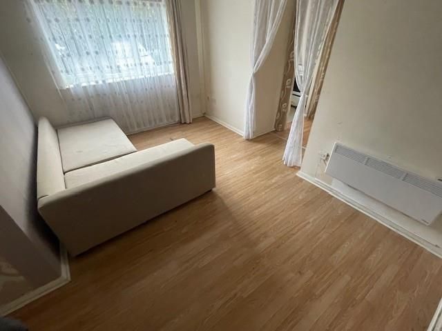 Property photo 3 of 9 2.Jpg