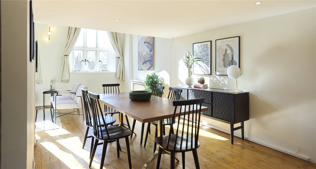 Property photo 2 of 9 Picture No. 10