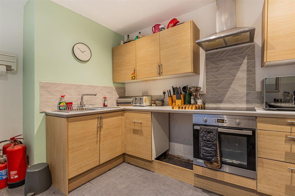 Property photo 2 of 10 6-13.Jpg