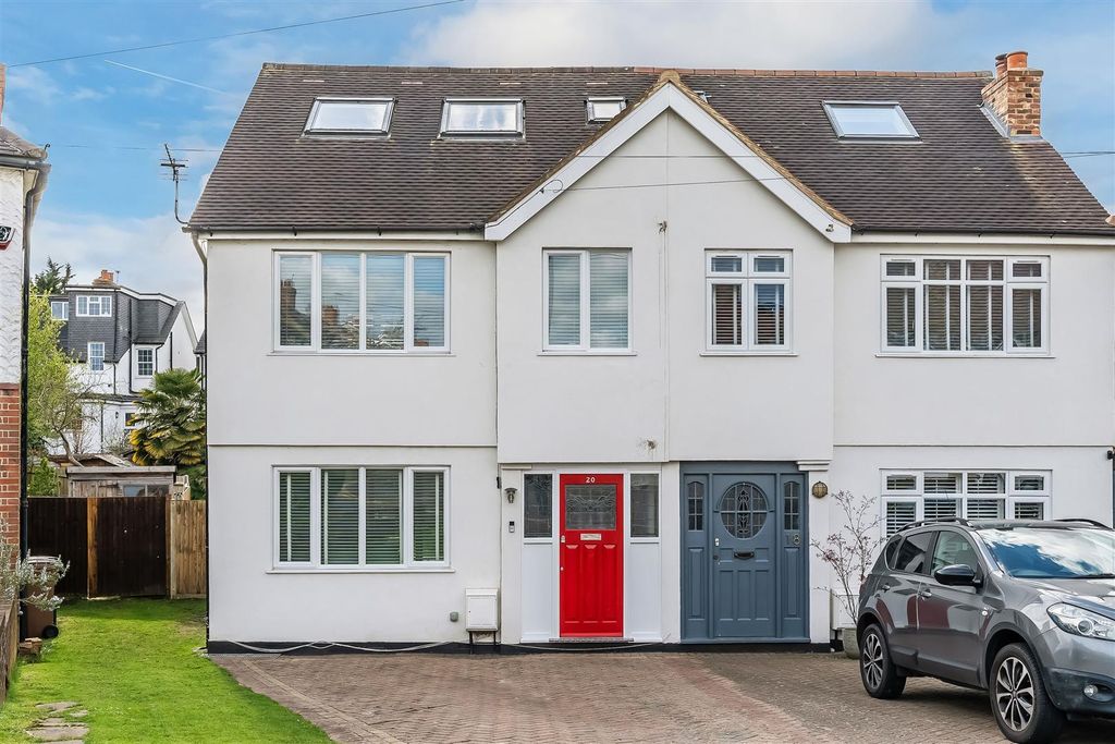 Property photo 1 of 24 20-Kingsdown-Road-29.Jpg