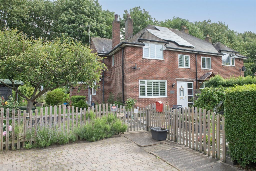 Property photo 1 of 50 Tophilllow002.Jpeg