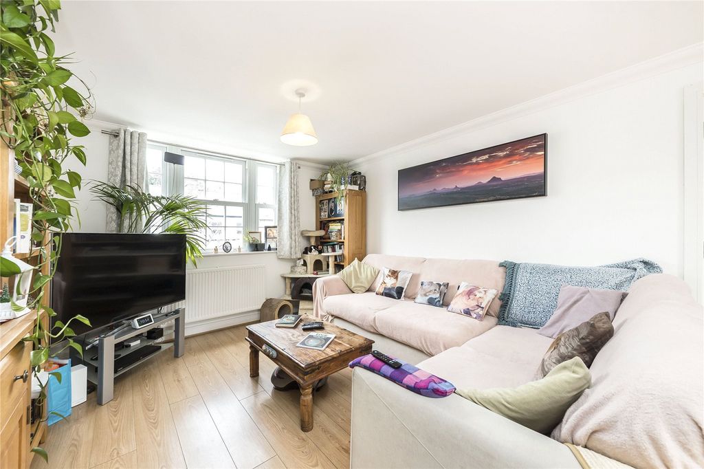 Property photo 2 of 8 Picture No. 03