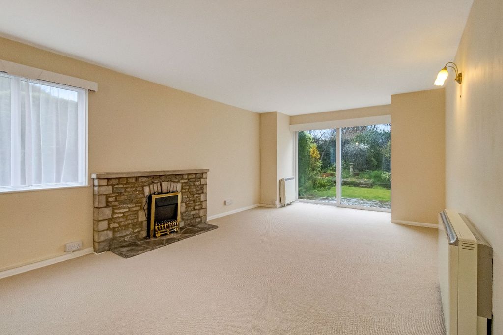 Property photo 2 of 18 Picture No. 31