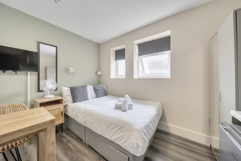 Property photo 1 of 5 1521732 (2)