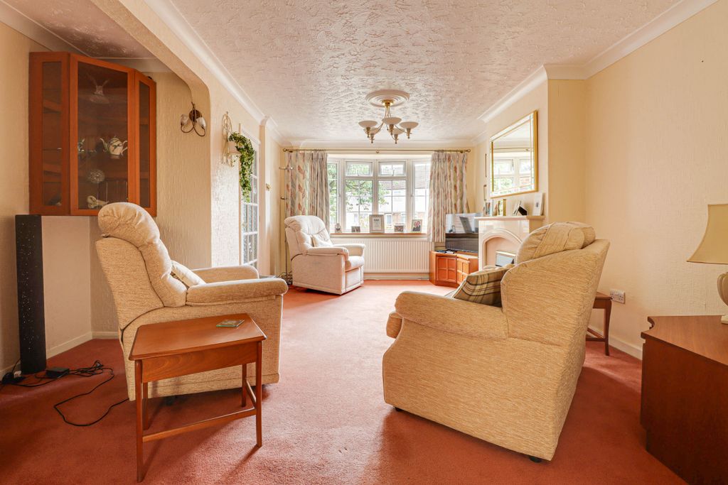 Property photo 2 of 23 Living Room