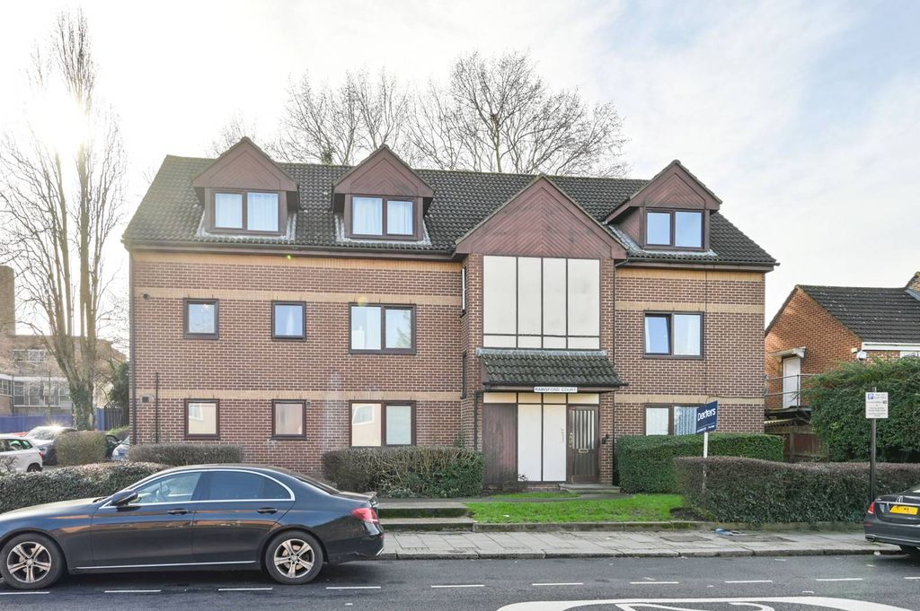 Property photo 2 of 7