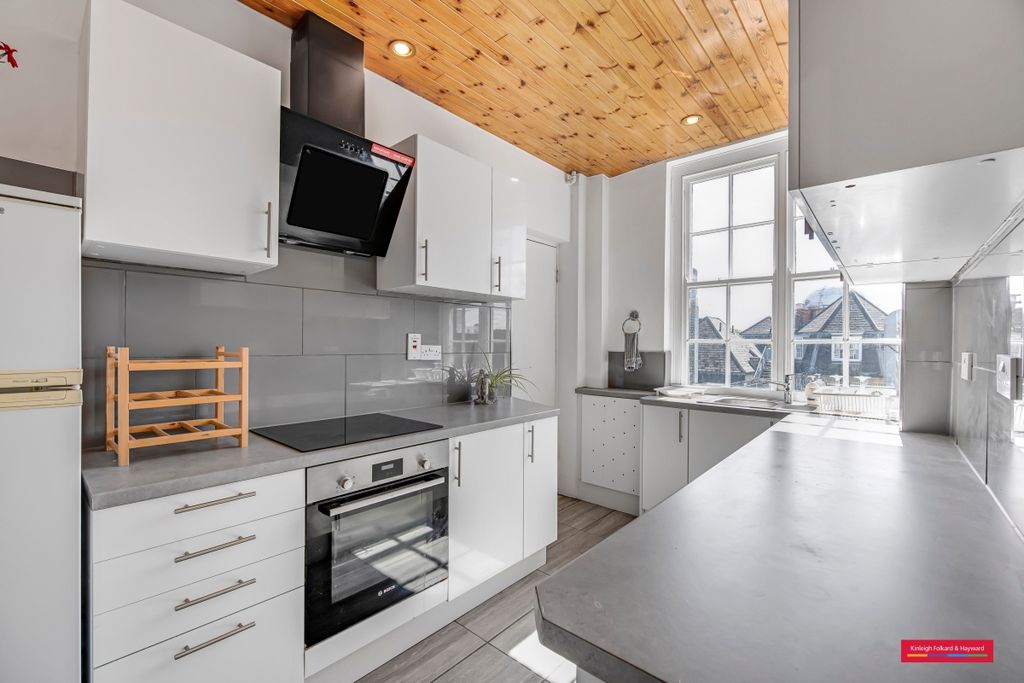 Property photo 2 of 12 Kitchen
