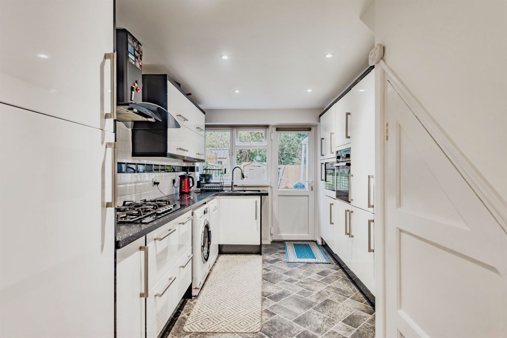 Property photo 3 of 16