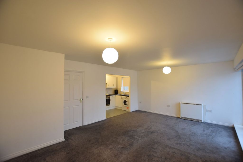 Property photo 2 of 10 Living Room