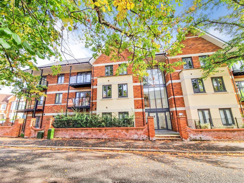 Property photo 1 of 19