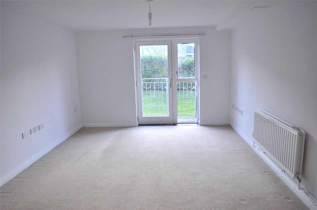 Property photo 2 of 12 Picture No. 13