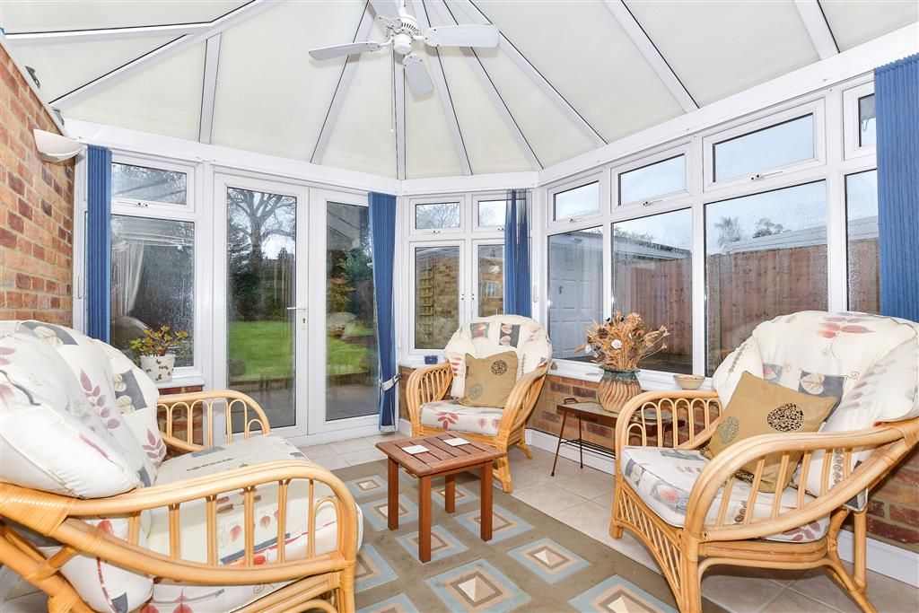 Property photo 3 of 4 Conservatory