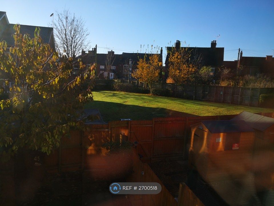 Property photo 2 of 21