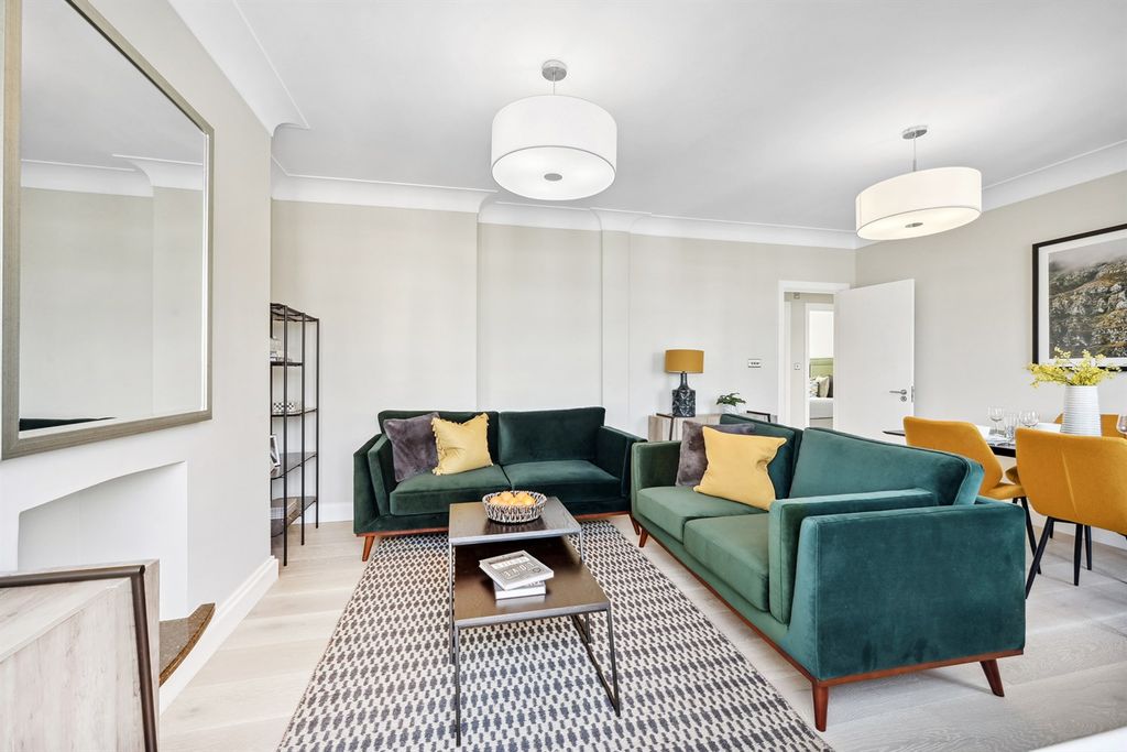 Property photo 1 of 12 (Main)