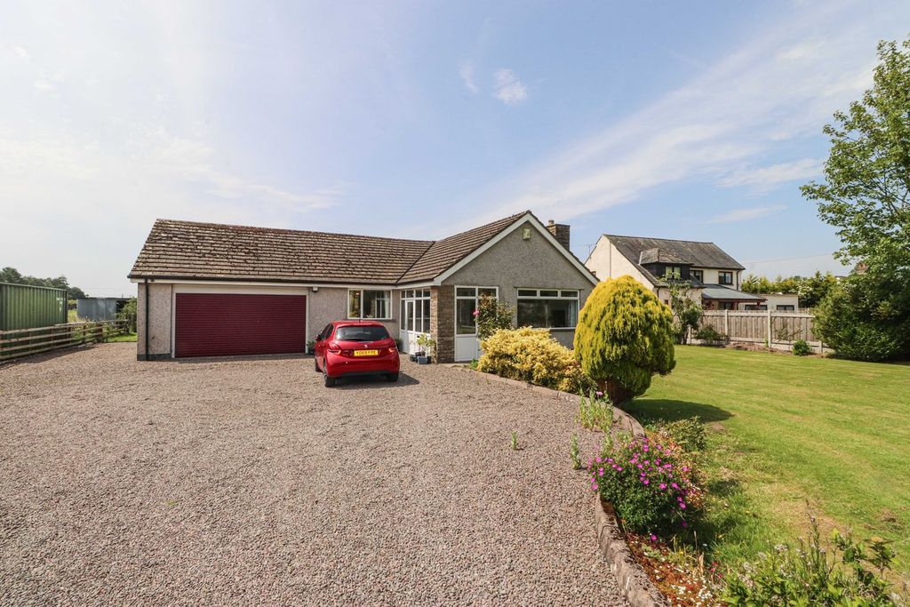 Property photo 1 of 26 Front External