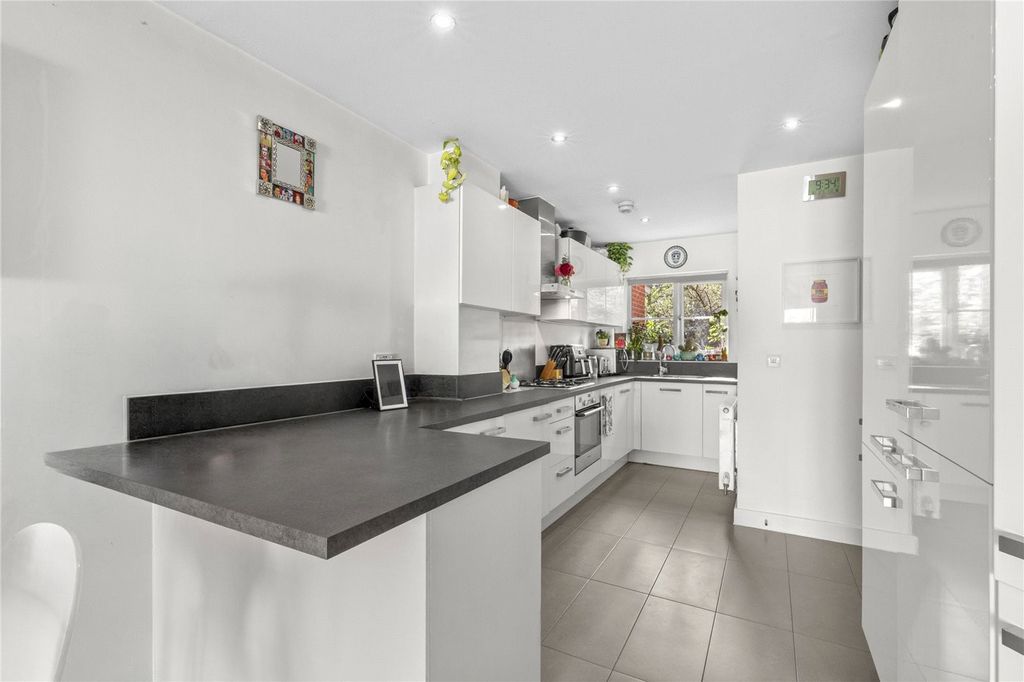 Property photo 3 of 15 Picture No. 06