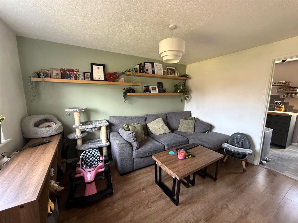 Property photo 2 of 7 Picture No. 04