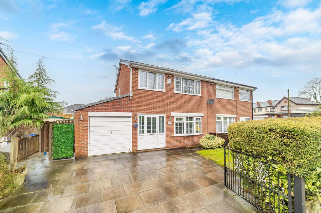 Property photo 1 of 20