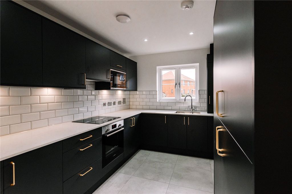 Property photo 3 of 22 Picture No. 04