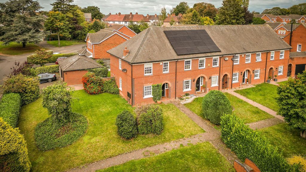 Property photo 1 of 44