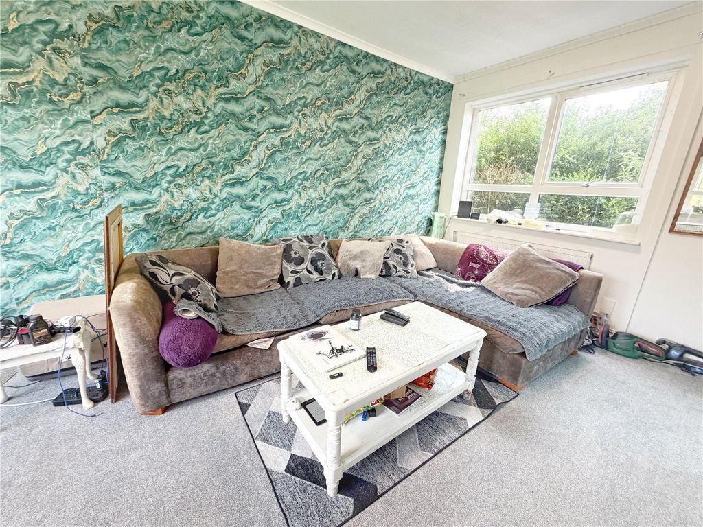 Property photo 2 of 13 Picture No. 45