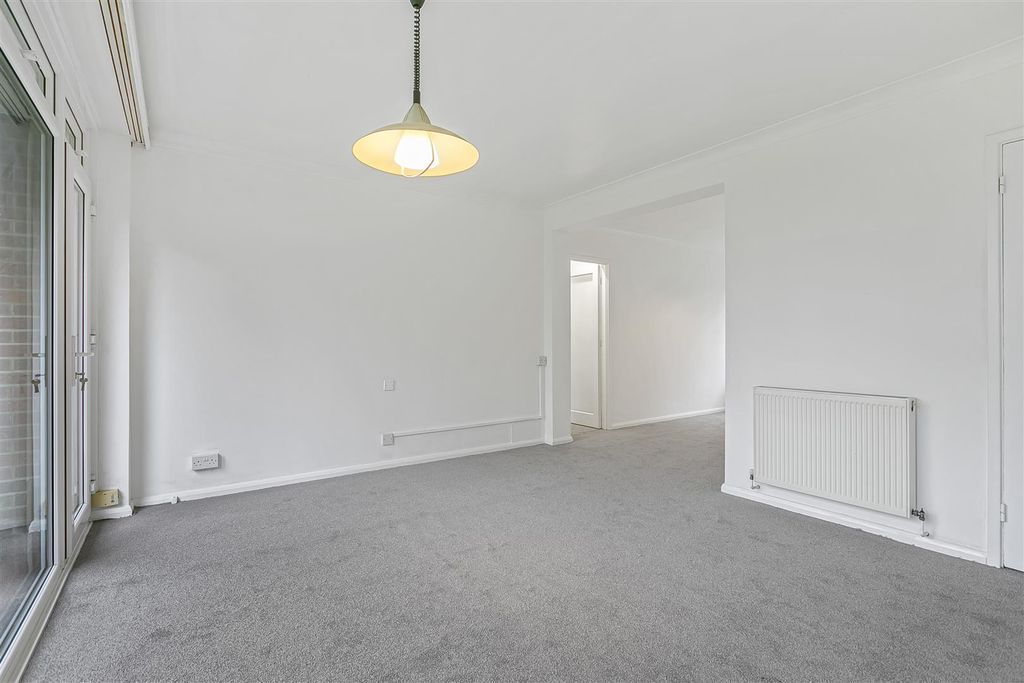 Property photo 3 of 12 19_69195.Jpg