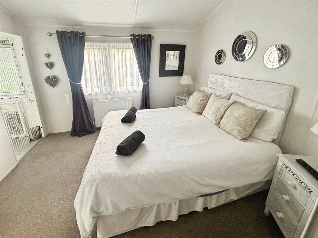 Property photo 3 of 11 Picture No. 05