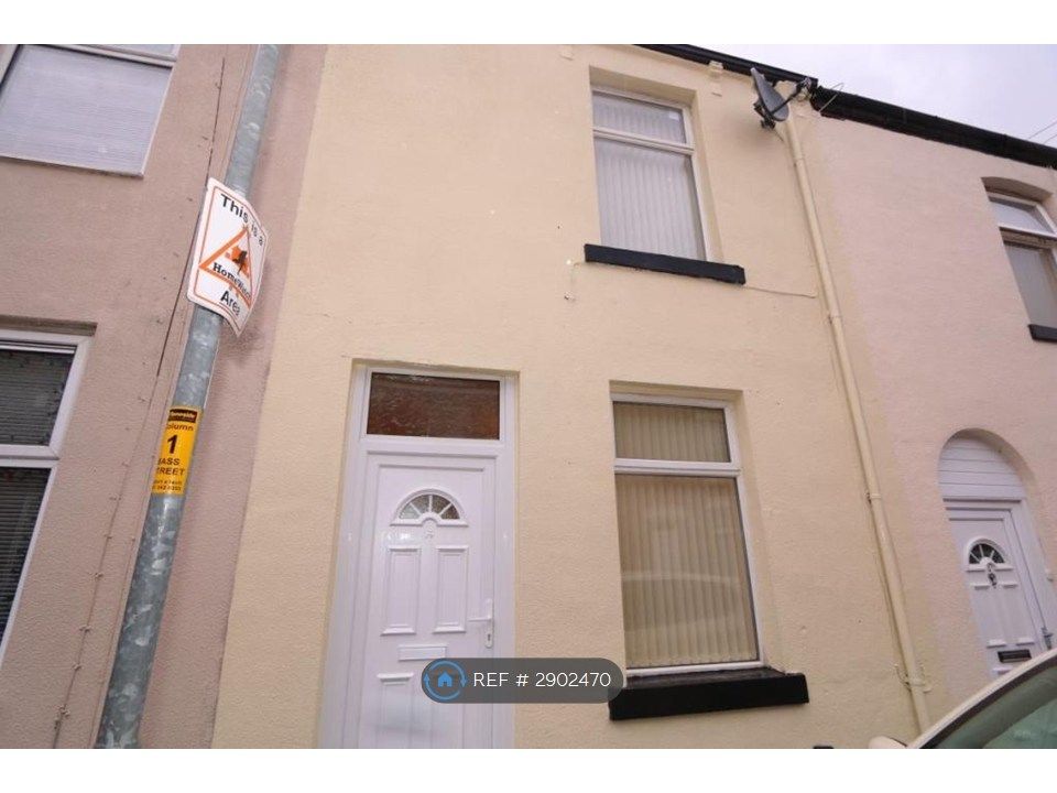 Property photo 2 of 12