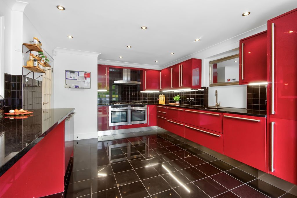 Property photo 3 of 29 Pbox-Img.Jpg