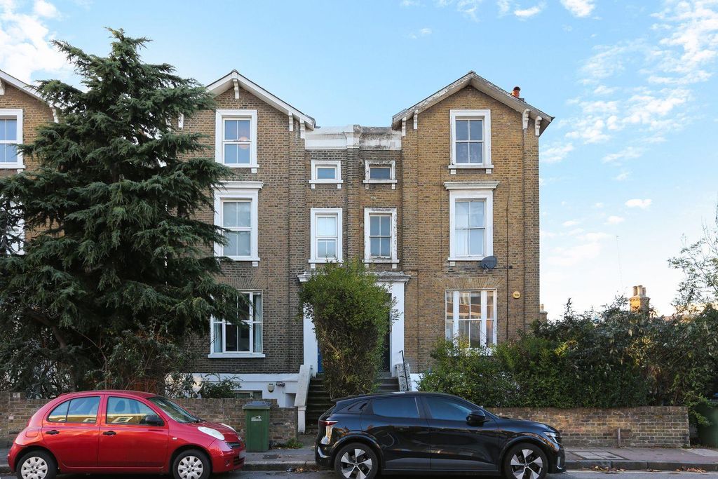 Property photo 1 of 14